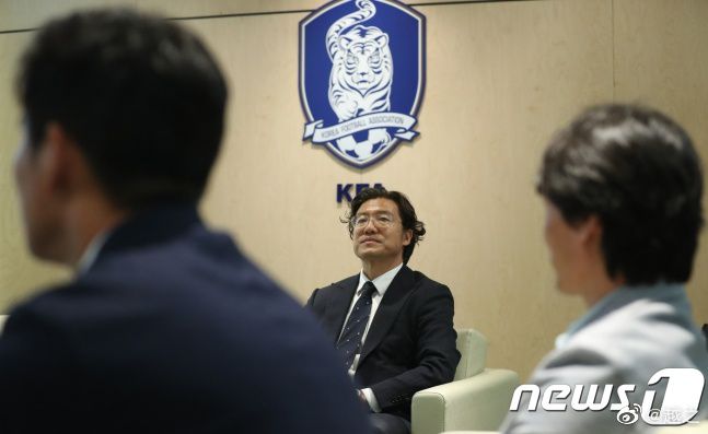 色男人色皇宫